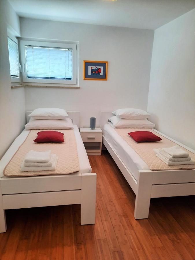Apartment Mato Barbariga Kültér fotó